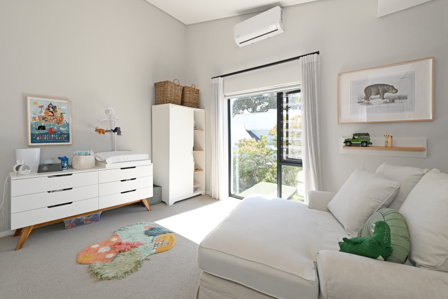 To Let 4 Bedroom Property for Rent in Newlands Western Cape